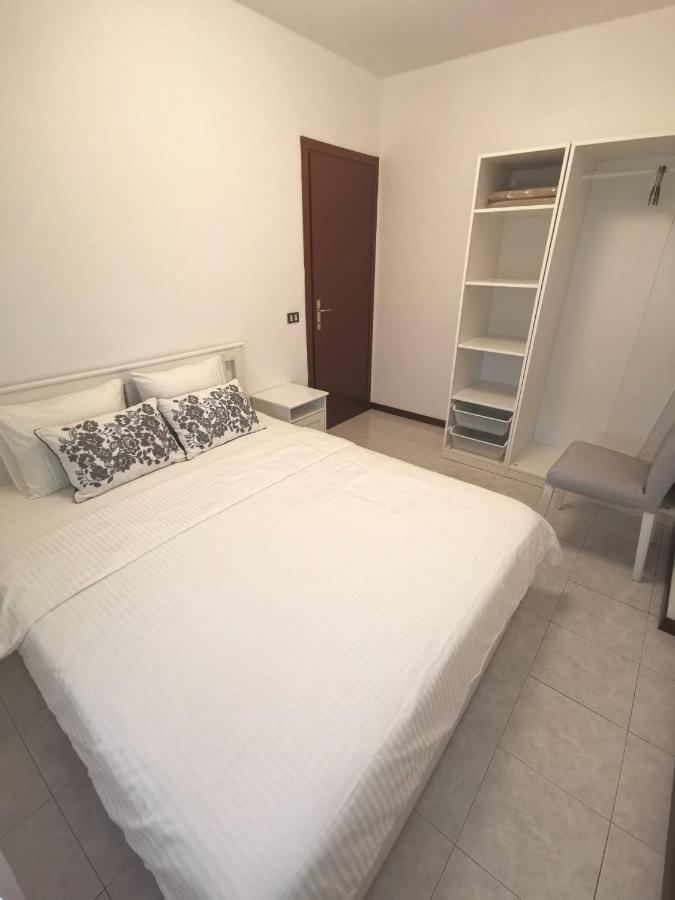 Rosolina Apartment Bagian luar foto